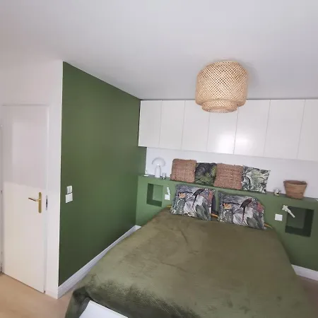 Hébergement de vacances Maison Avec Piscine Proche Centre De Bordeaux Bruges