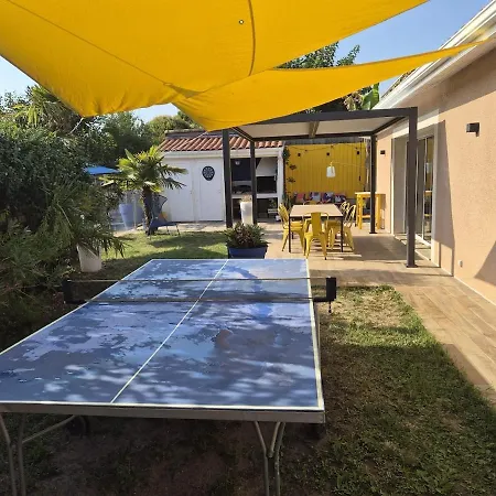 Hébergement de vacances Maison Avec Piscine Proche Centre De Bordeaux